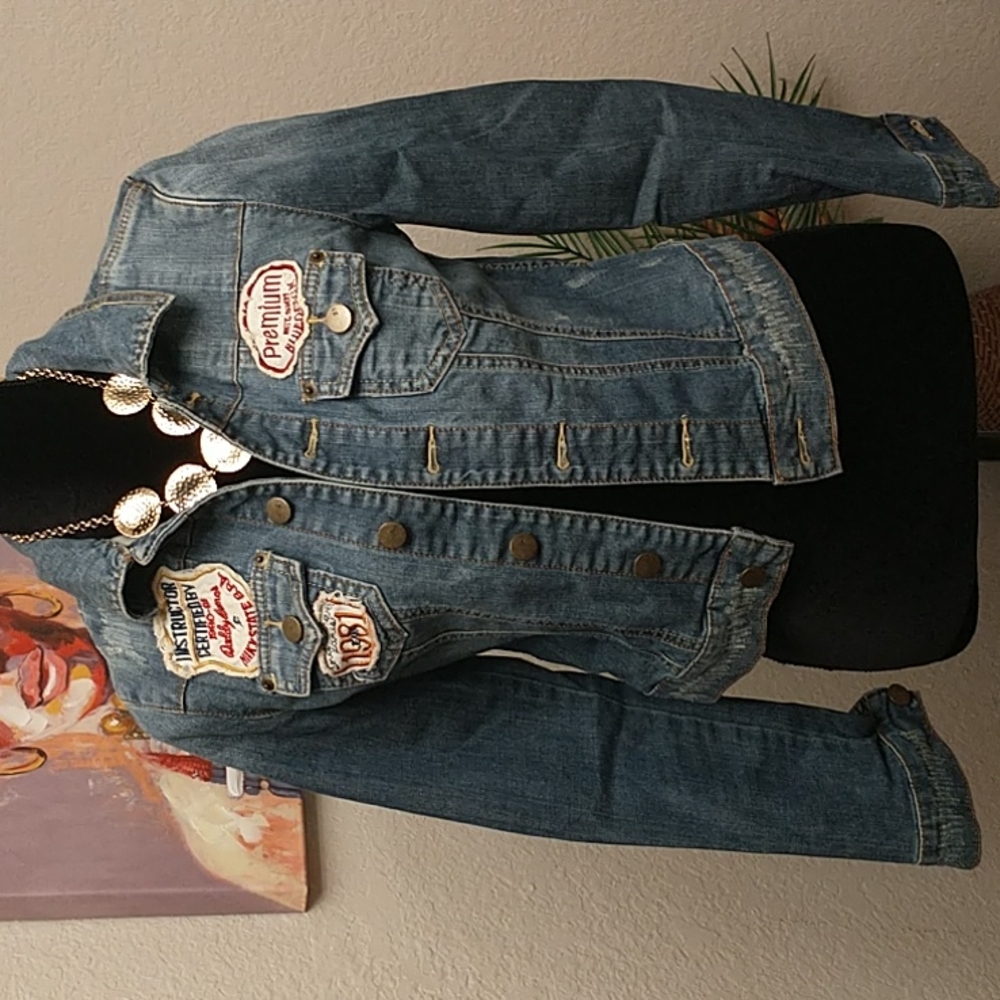 2.1 Denim Jean Jacket